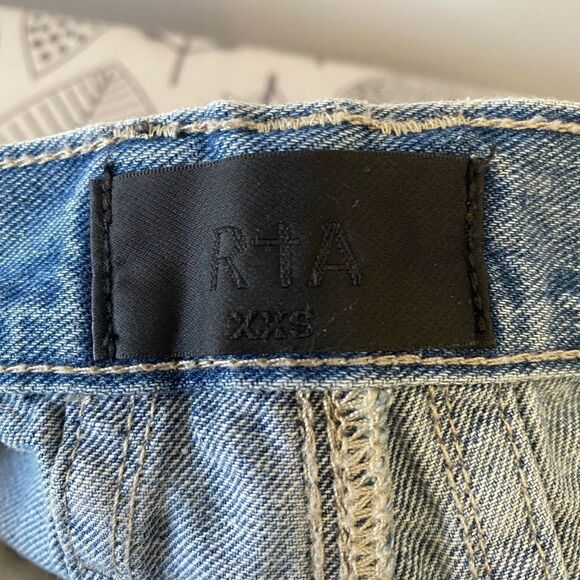 RTA Jean Shorts - Picture 3 of 7